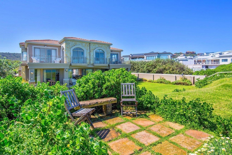 6 Bedroom Property for Sale in Myoli Beach Western Cape